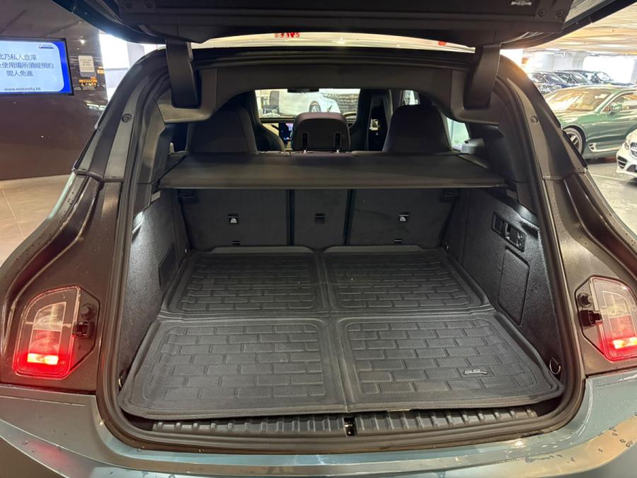 iX xDrive40i - Image 5